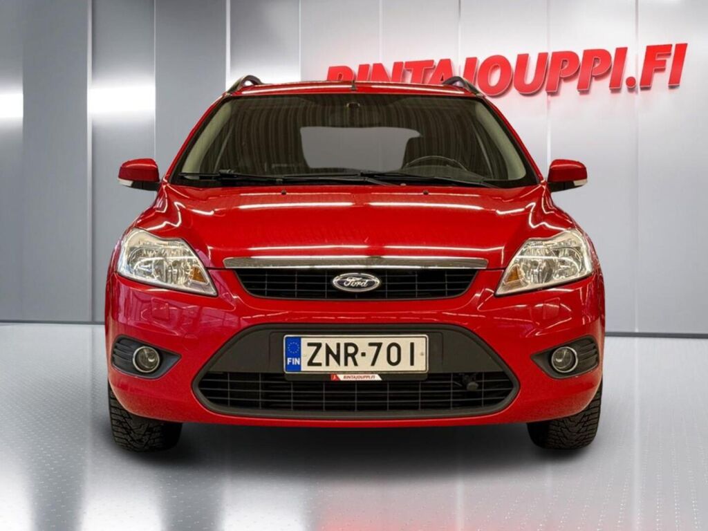 Ford Focus 2010 Punainen