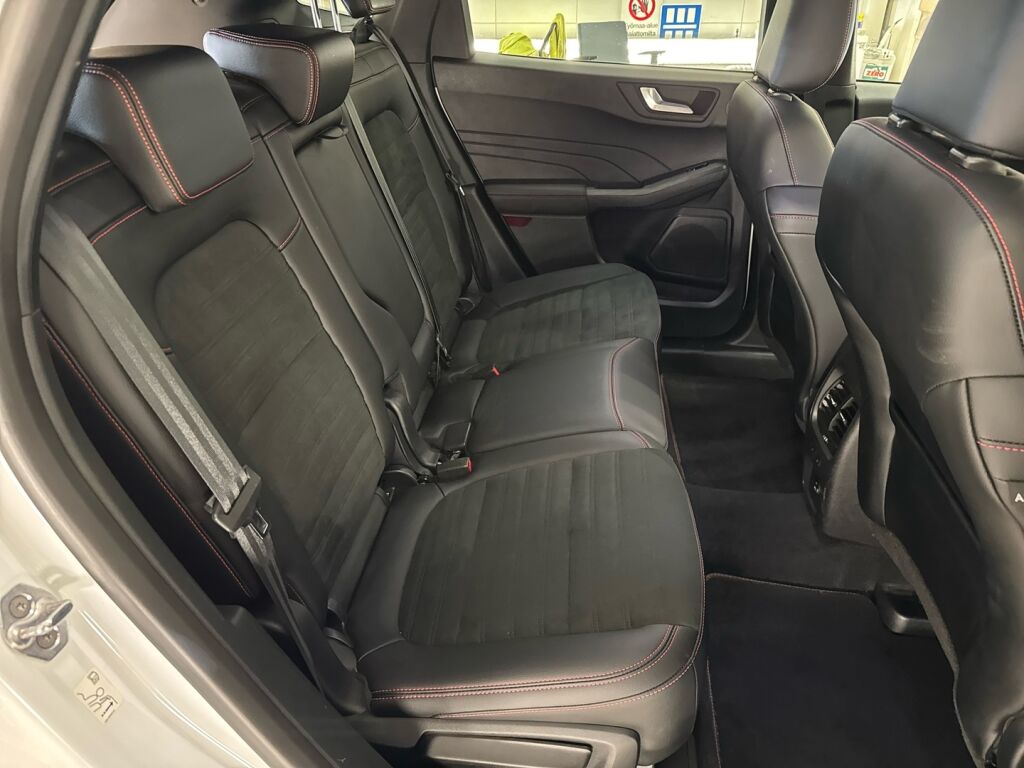 Ford Kuga 2021 Valkoinen