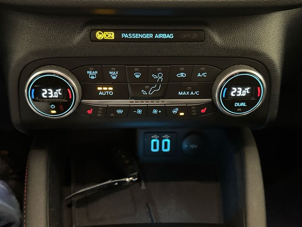 Ford Kuga 2021 Valkoinen