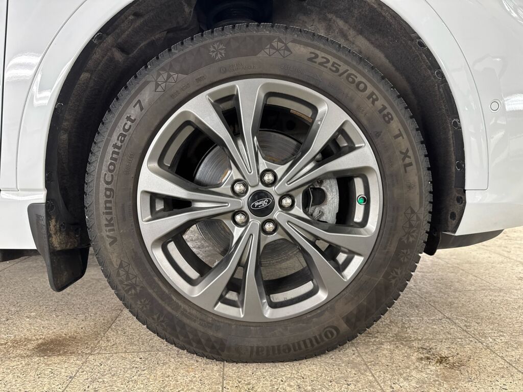 Ford Kuga 2021 Valkoinen