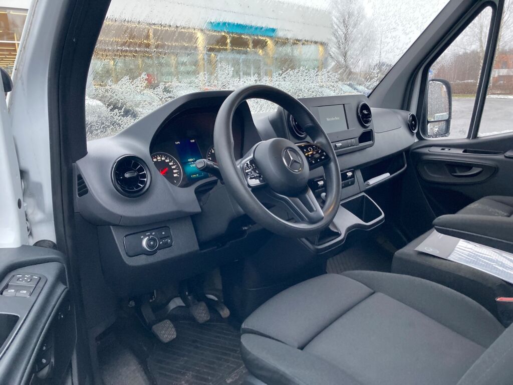 Mercedes-Benz Sprinter 2021 Valkoinen