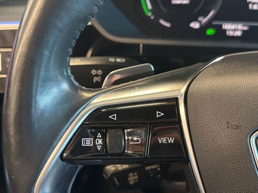 Audi e-tron 2020 Ruskea (beige)