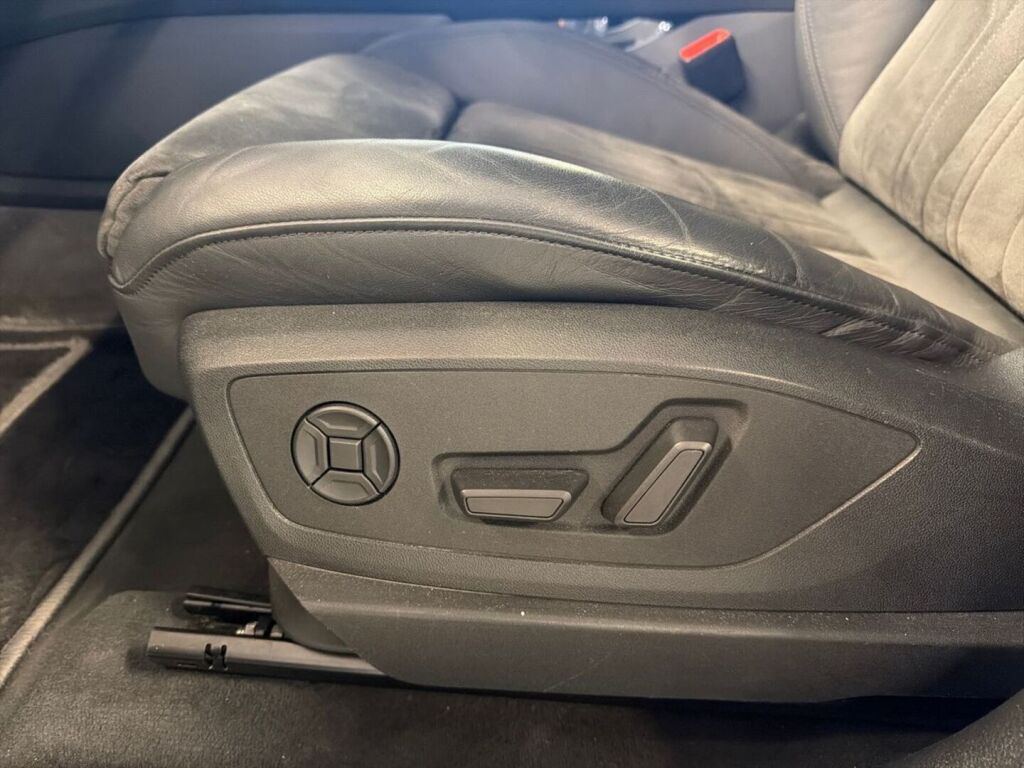 Audi e-tron 2020 Ruskea (beige)