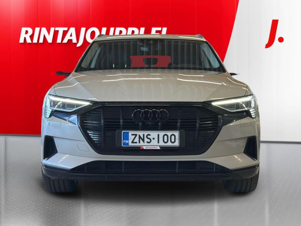 Audi e-tron 2020 Ruskea (beige)