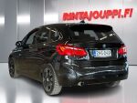 BMW 225 2016 Musta