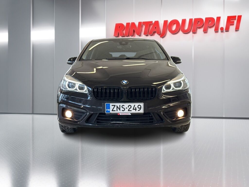 BMW 225 2016 Musta