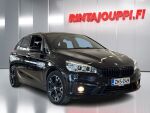 BMW 225 2016 Musta
