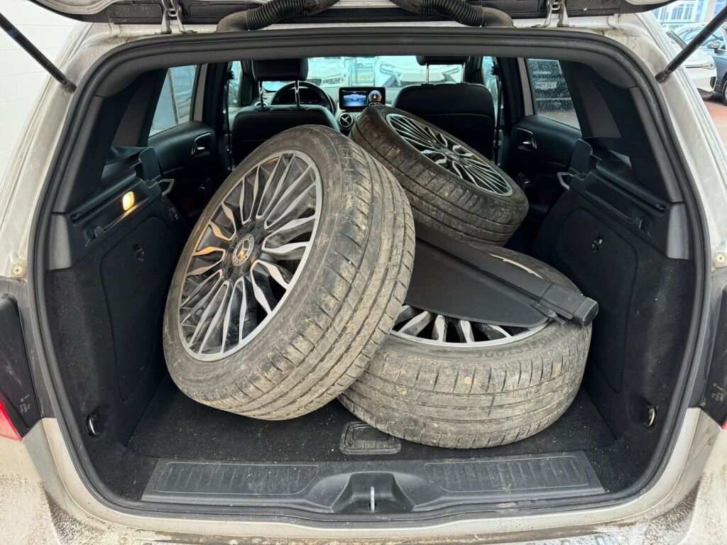 Mercedes-Benz B 2017 Harmaa