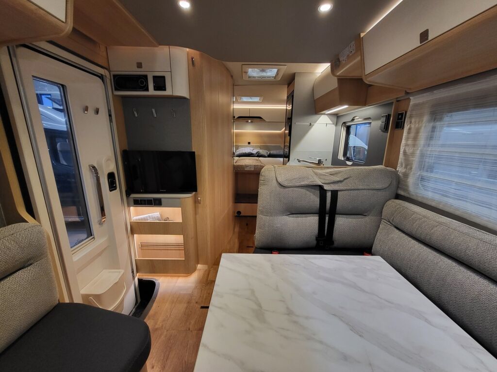 Hymer B ModernComfort T 600 2021 Valkoinen