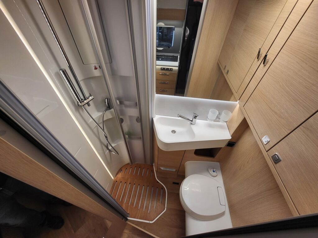 Hymer B ModernComfort T 600 2021 Valkoinen