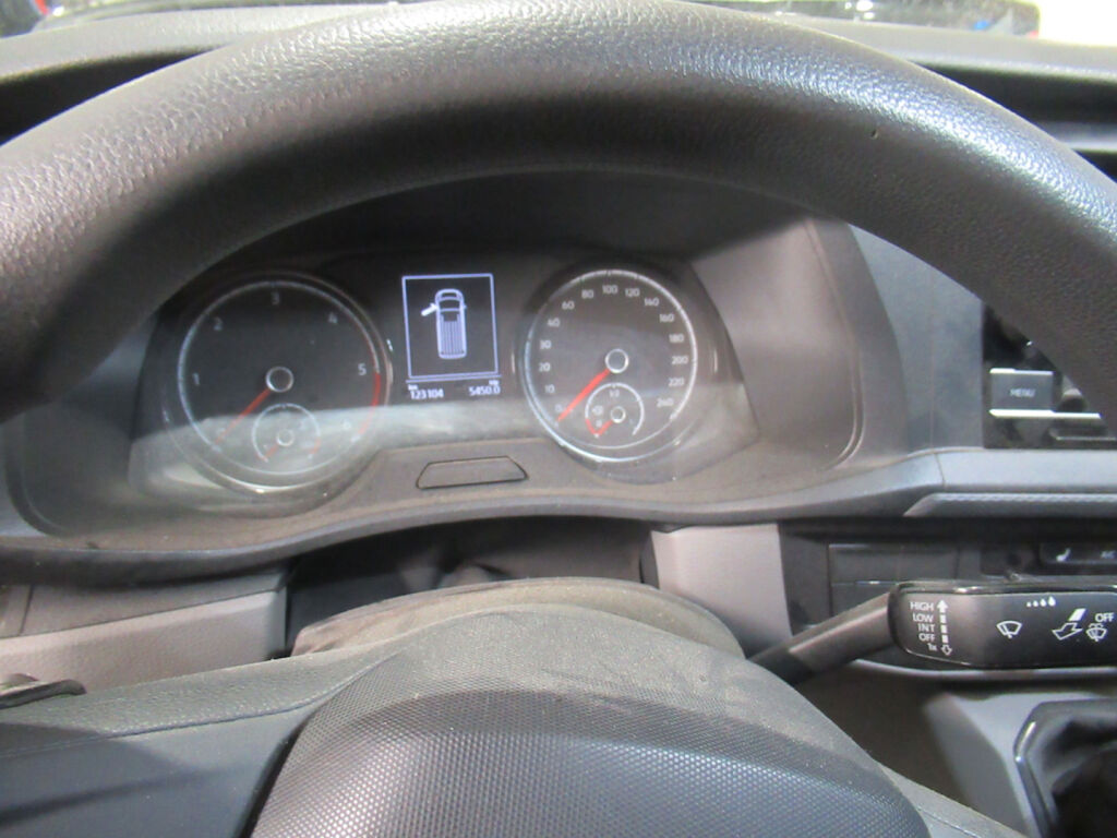 Volkswagen Transporter 2021 Valkoinen