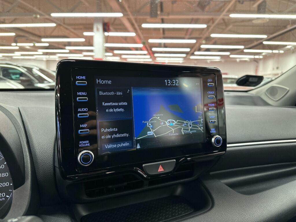 Toyota Yaris 2021 Ruskea (beige)