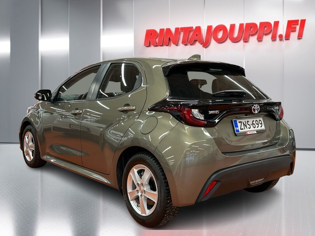 Toyota Yaris 2021 Ruskea (beige)