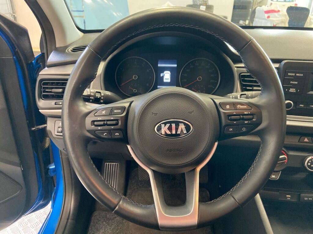 Kia Rio 2022 Sininen