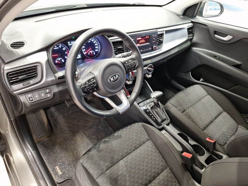 Kia Rio 2021 Vihreä
