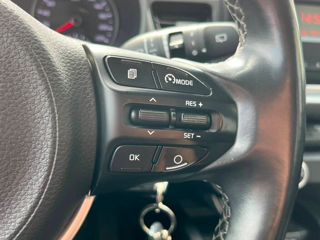 Kia Rio 2021 Harmaa