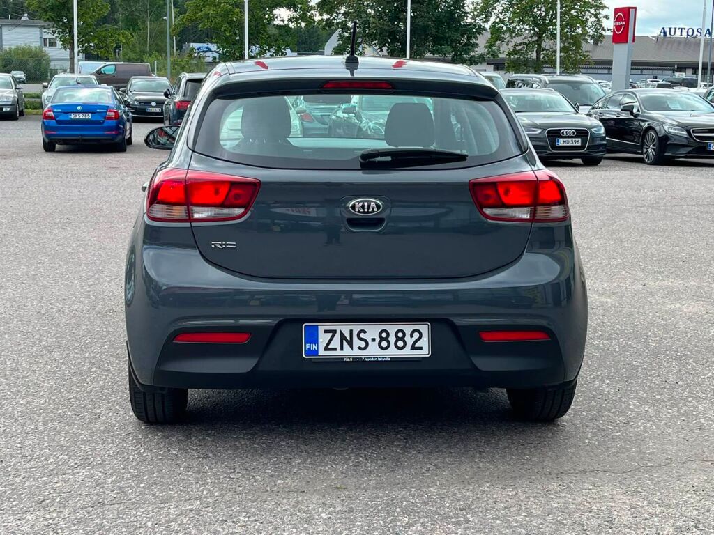 Kia Rio 2021 Harmaa