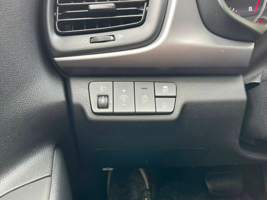 Kia Rio 2021 Harmaa
