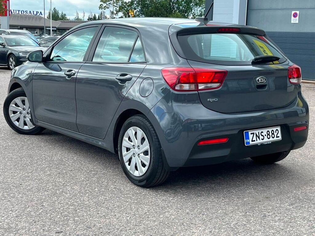 Kia Rio 2021 Harmaa