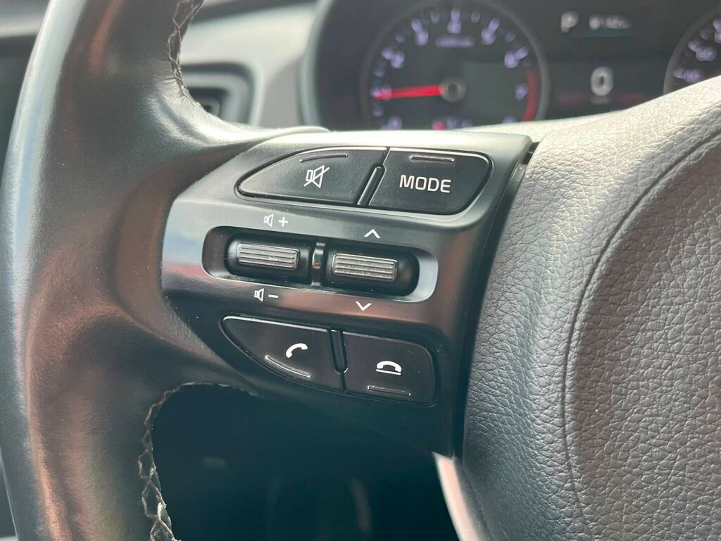 Kia Rio 2021 Harmaa