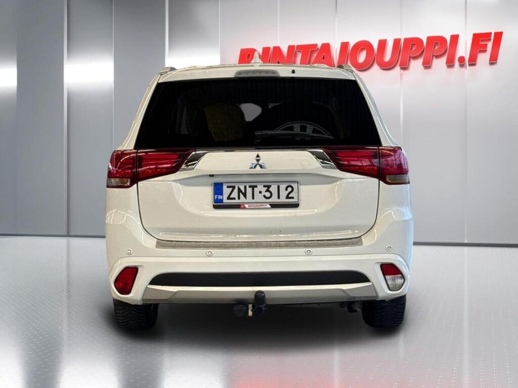 Mitsubishi Outlander PHEV 2016 Valkoinen