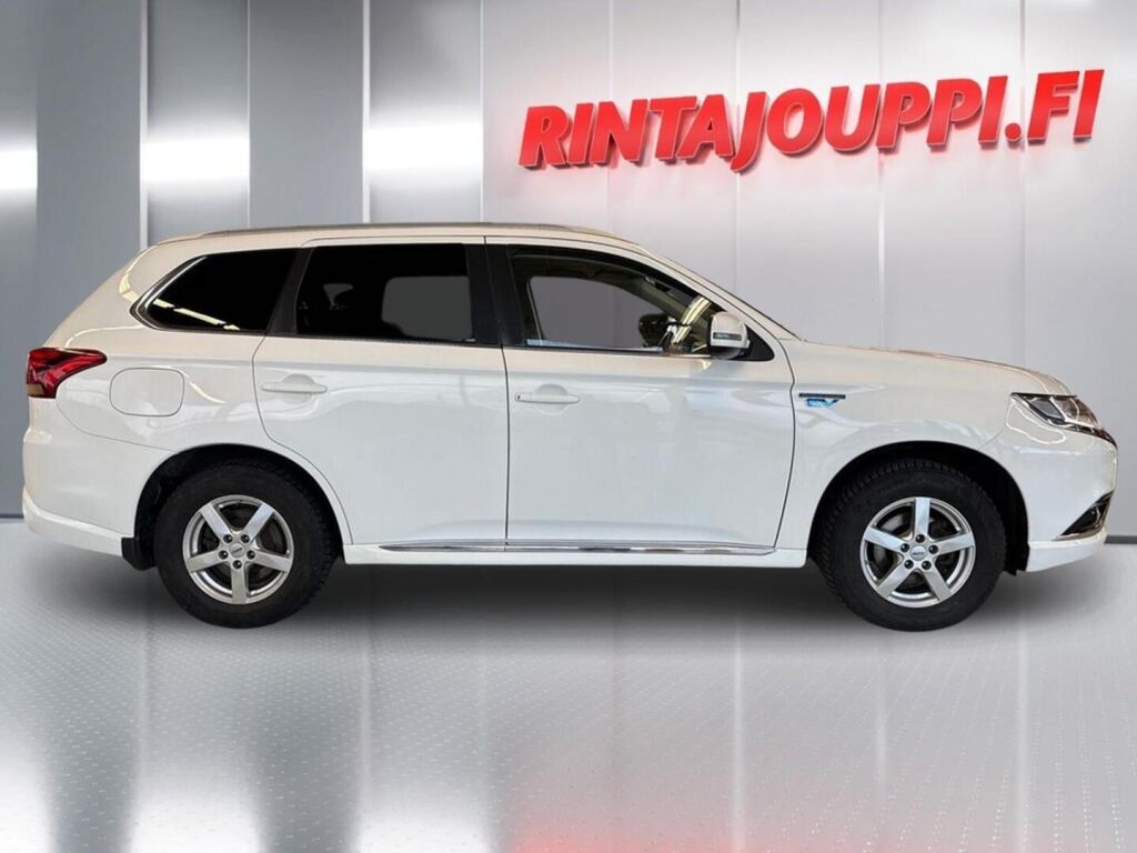 Mitsubishi Outlander PHEV 2016 Valkoinen