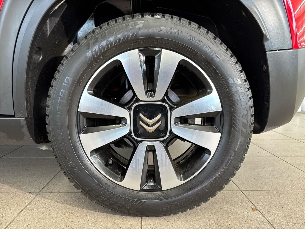 Citroen C3 Aircross 2021 Punainen