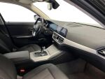 BMW 320 2021 Musta