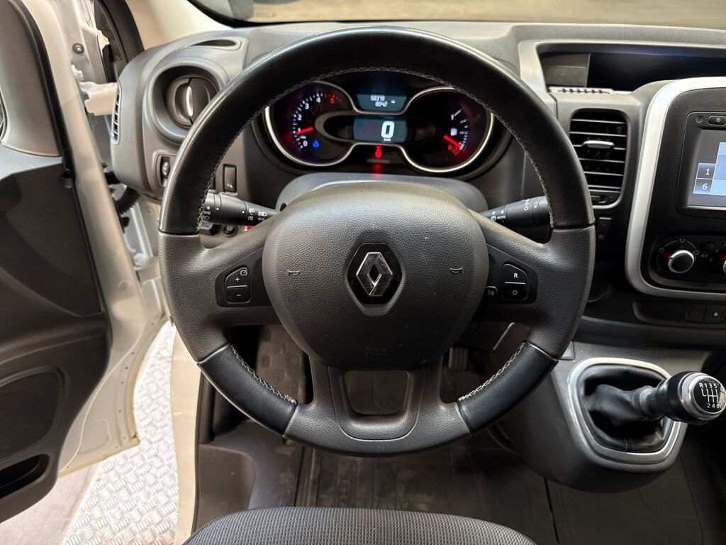 Renault Trafic 2021 Valkoinen