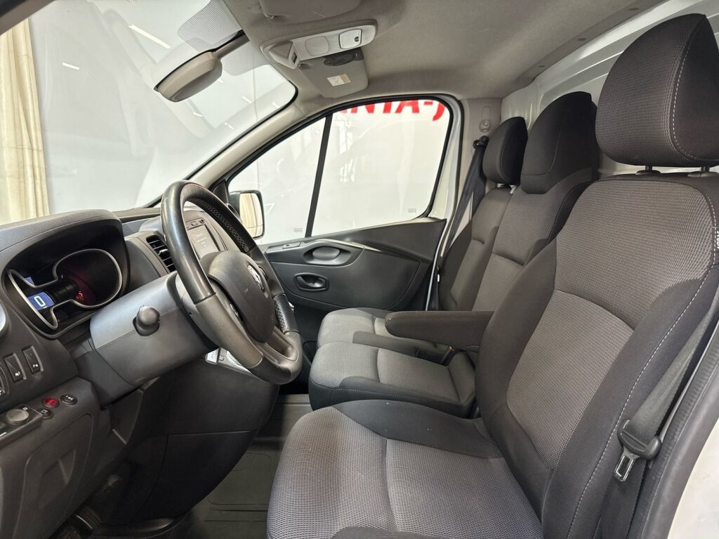 Renault Trafic 2021 Valkoinen