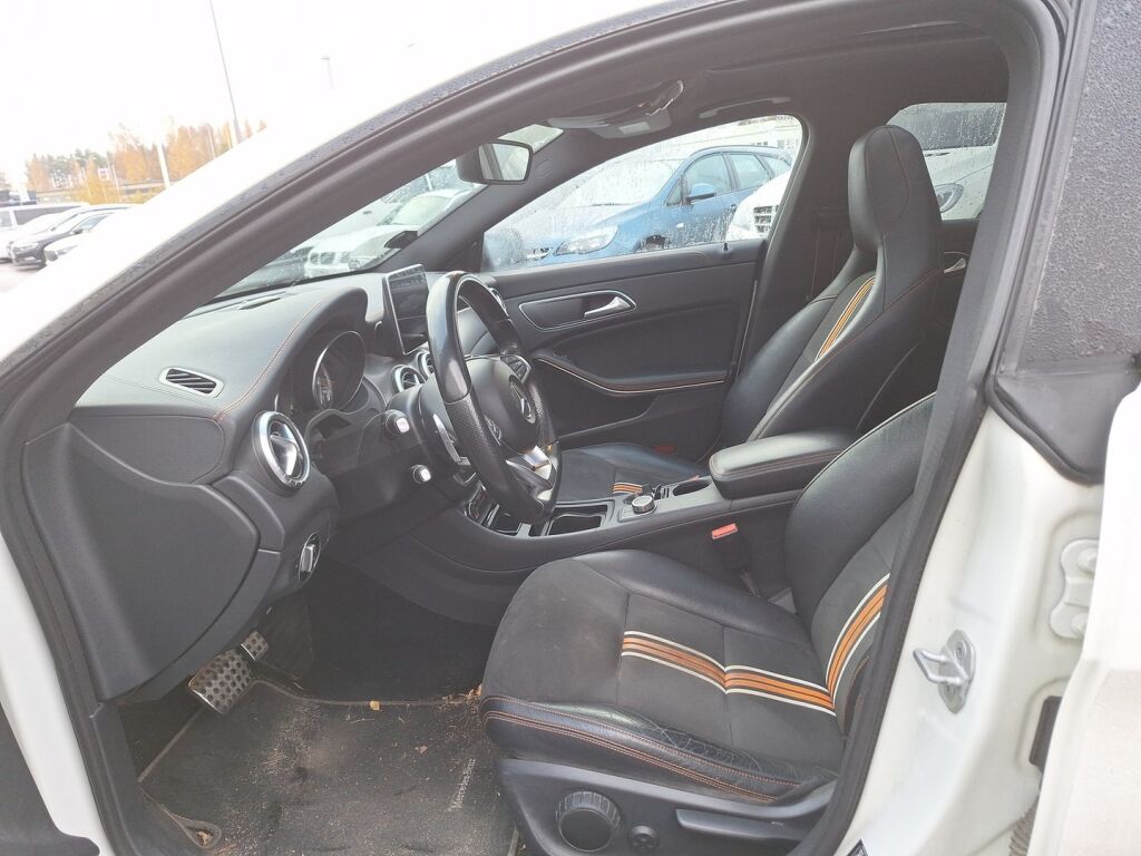 Mercedes-Benz CLA 2015 Valkoinen
