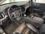 Volvo V60 2022 Musta