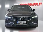 Volvo V60 2022 Musta