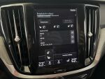 Volvo V60 2022 Musta