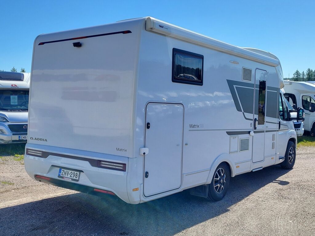 Adria Matrix Axess 670 SL 2023 Valkoinen