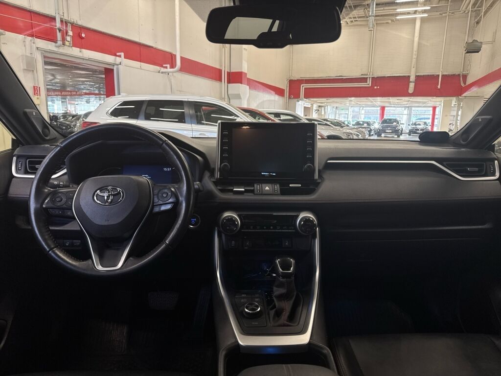 Toyota RAV4 Plug-in 2021 Musta