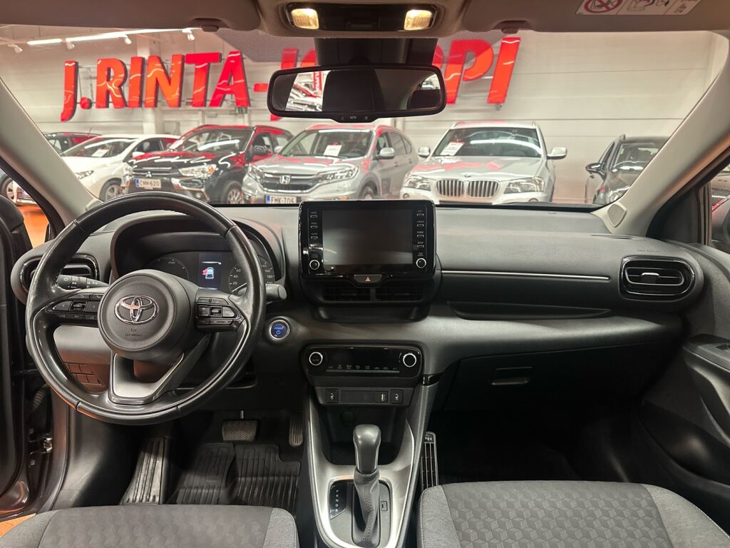 Toyota Yaris 2022 Harmaa
