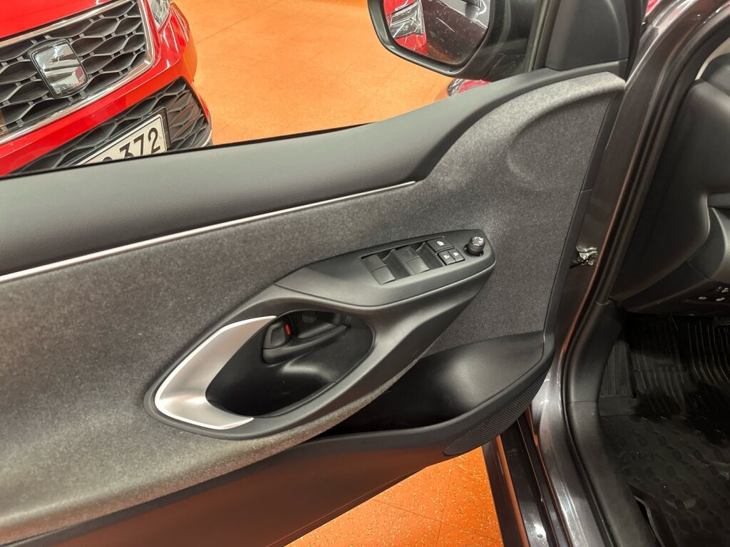 Toyota Yaris 2022 Harmaa