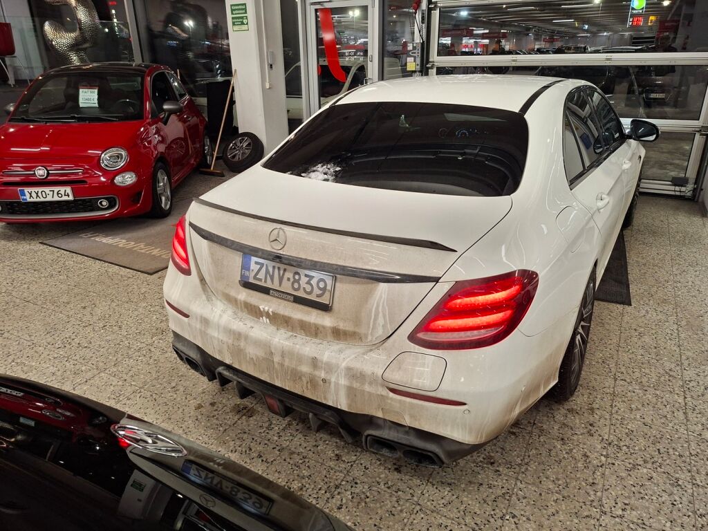 Mercedes-Benz E 2018 Valkoinen