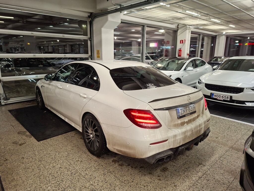 Mercedes-Benz E 2018 Valkoinen