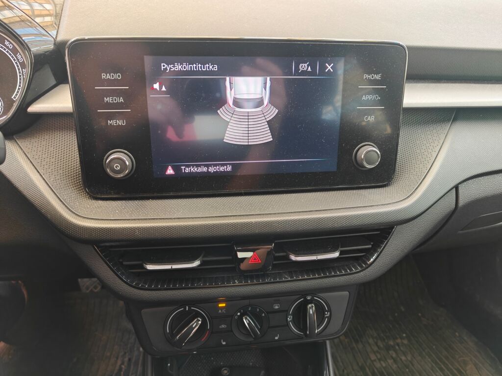 Skoda Fabia 2022 Valkoinen