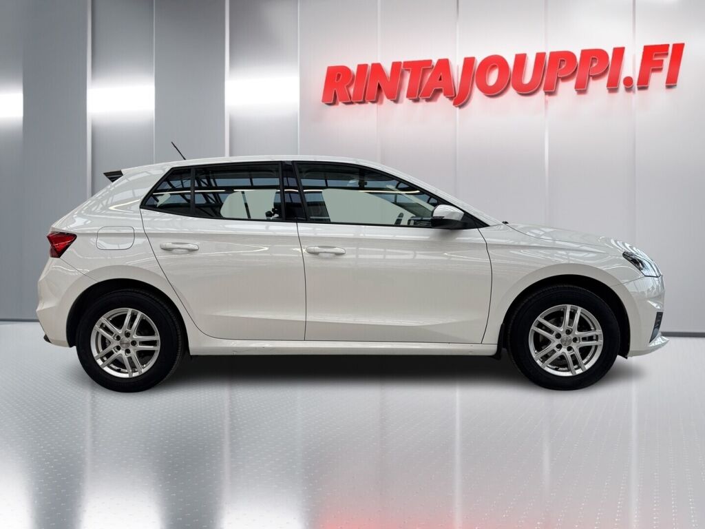 Skoda Fabia 2022 Valkoinen