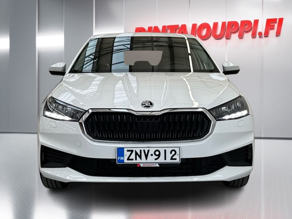 Skoda Fabia 2022 Valkoinen