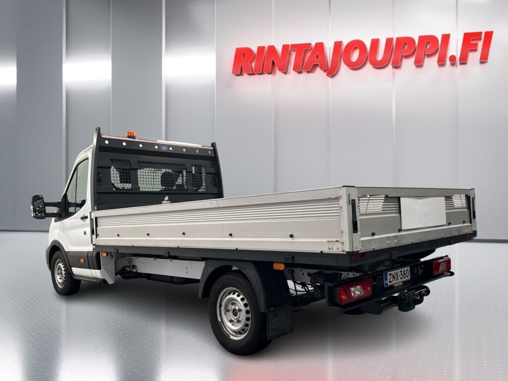 Ford Transit 2020 Valkoinen