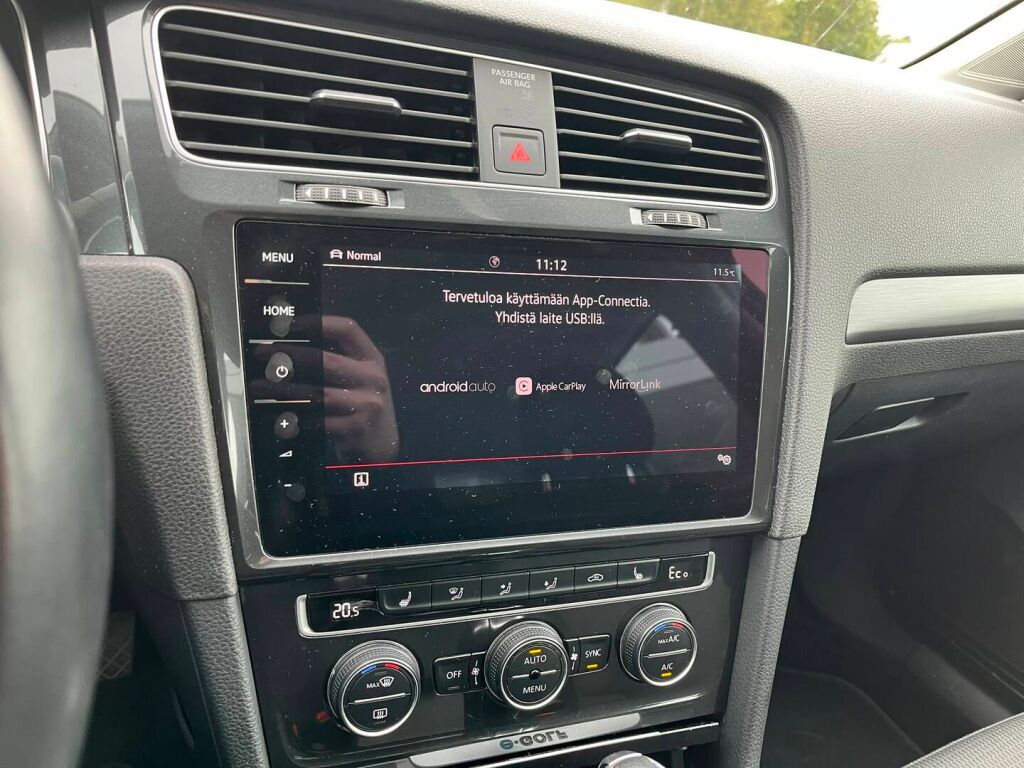 Volkswagen Golf 2019 Harmaa