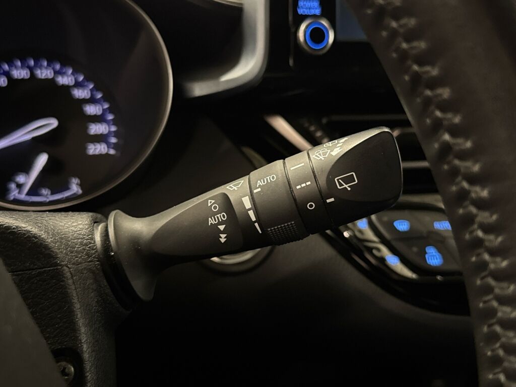 Toyota C-HR 2020 Musta