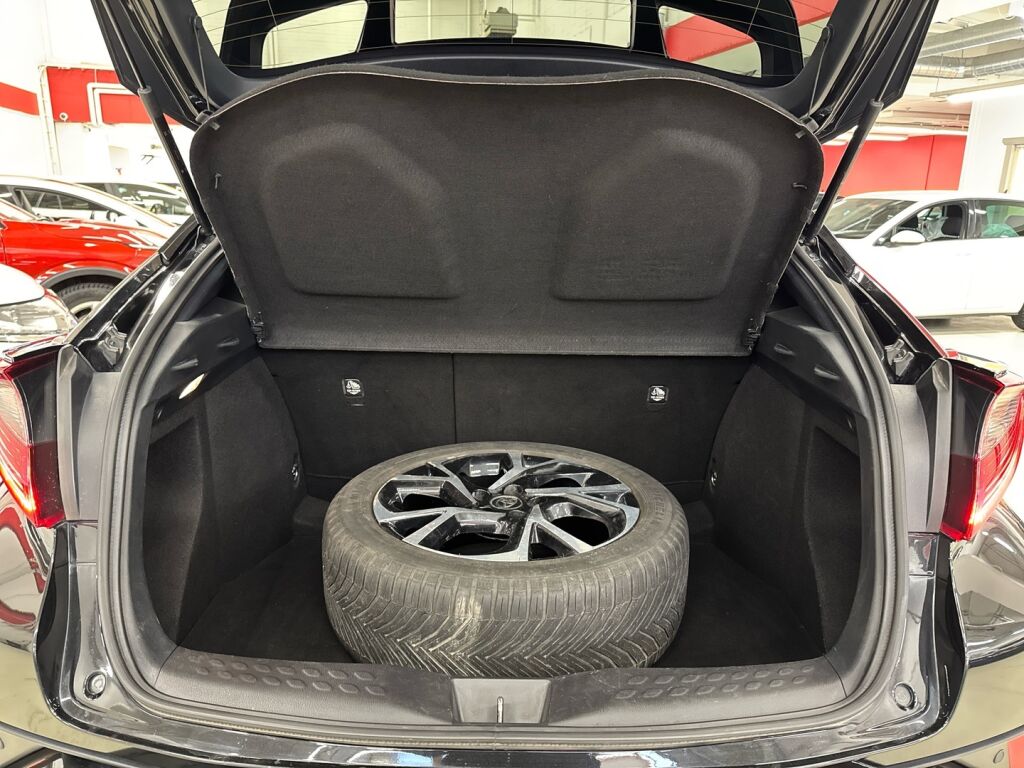 Toyota C-HR 2020 Musta