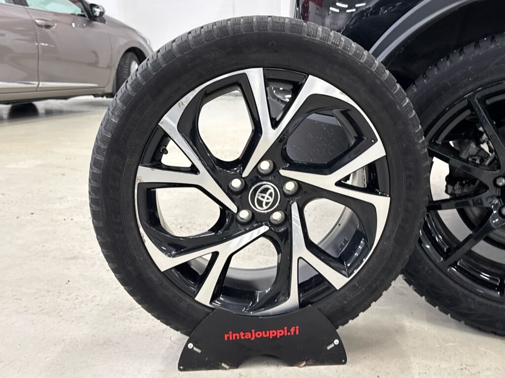 Toyota C-HR 2020 Musta