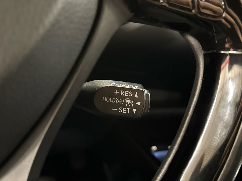 Toyota C-HR 2020 Musta