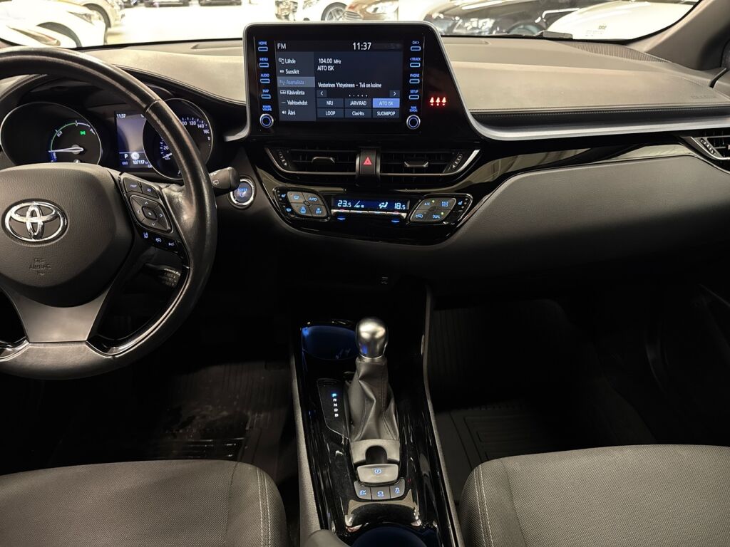 Toyota C-HR 2020 Musta